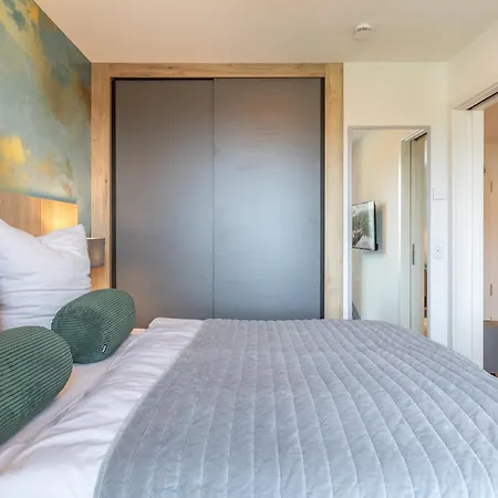 Apartmenthaus Vor Den Halligen Kuestenbrise De Luxe